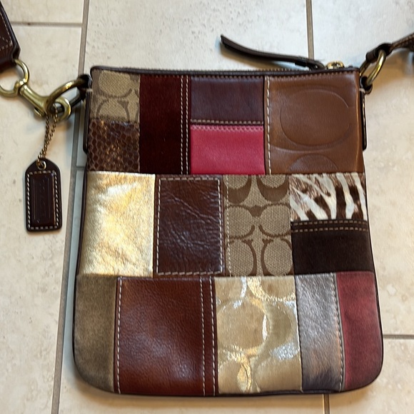 Vintage Coach Signature C Crossbody Messenger Bag - Picture 3 of 4